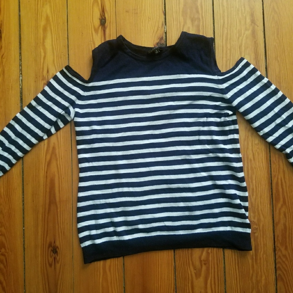 Cold shoulder navy and white sweater